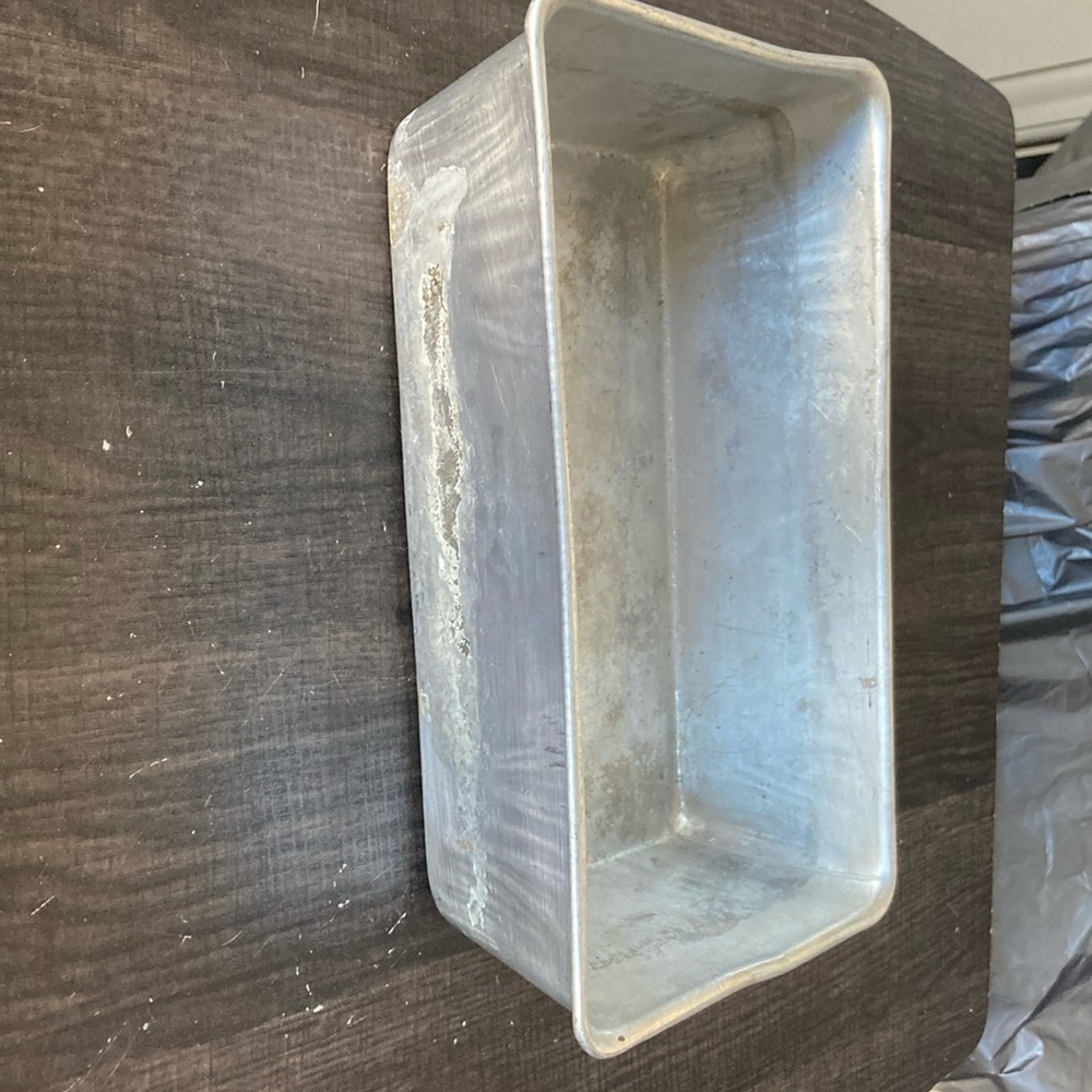Century Aluminum bread pan